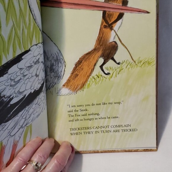 BOOK -- VTG "Three Aesop Fox Fables" Hardback Beautiful - Picture 10 of 16